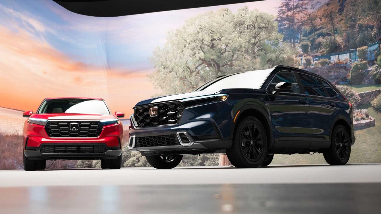 Honda CR-V 2024: Giá bán mới nhất, Đánh giá xe & Thông số