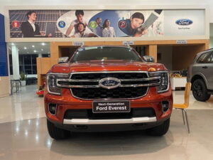 Ford Everest 2024: Đánh giá nội ngoại thất, Giá xe khuyến mãi